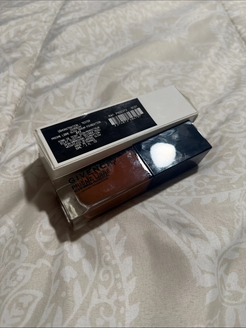 Givenchy Prisme Libre Liquid foundation Deep Brown ( N9)